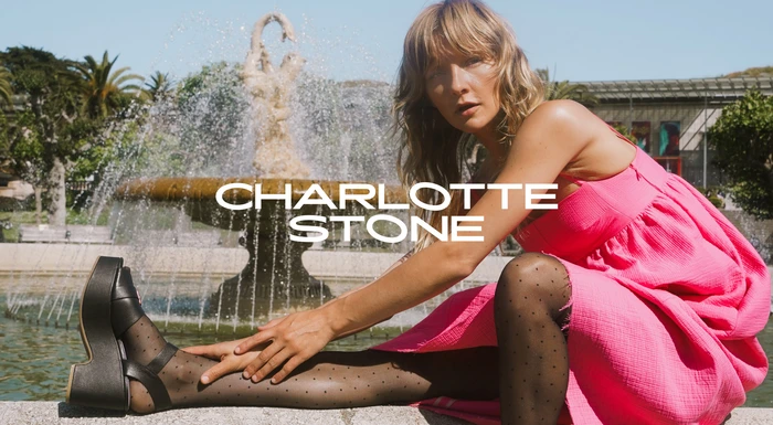 Download Charlotte Stone font