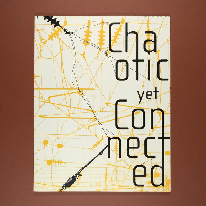 Download Chaotic yet Connected Font