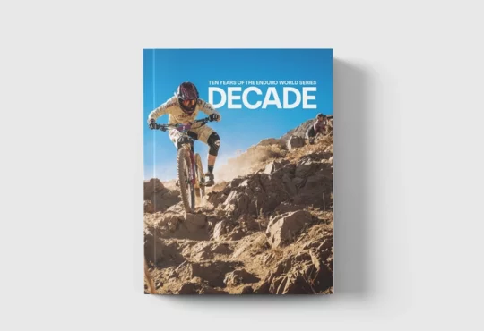 Download Decade Font